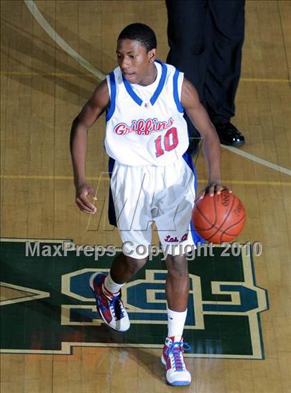 Thumbnail 2 in Miramonte vs. Los Alamitos photogallery.