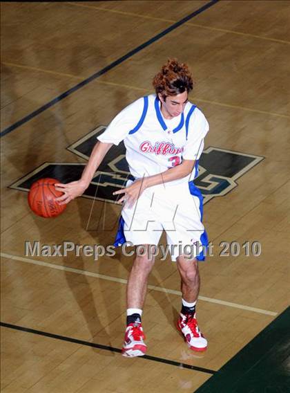 Thumbnail 2 in Miramonte vs. Los Alamitos photogallery.