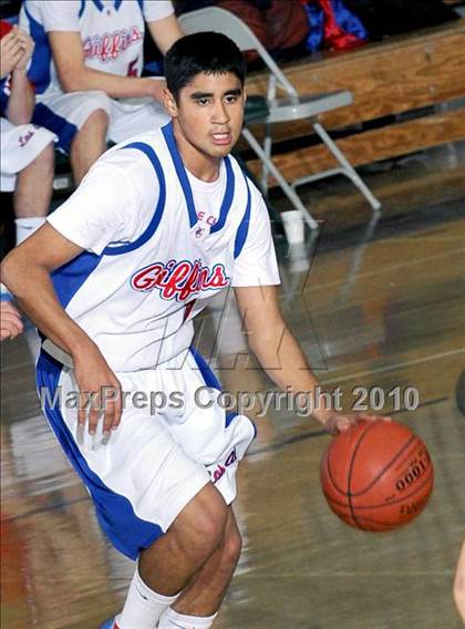 Thumbnail 2 in Miramonte vs. Los Alamitos photogallery.