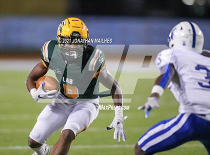 Thumbnail 3 in St. Frederick vs. Southern Lab (LHSAA 1A 3rd Round Playoff) photogallery.