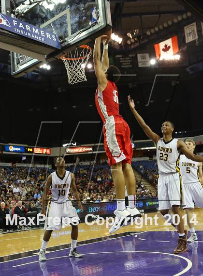 Thumbnail 2 in Bishop O'Dowd vs. Mater Dei (CIF State Open Division Final) photogallery.
