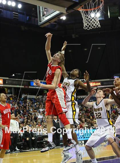 Thumbnail 3 in Bishop O'Dowd vs. Mater Dei (CIF State Open Division Final) photogallery.