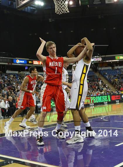 Thumbnail 1 in Bishop O'Dowd vs. Mater Dei (CIF State Open Division Final) photogallery.