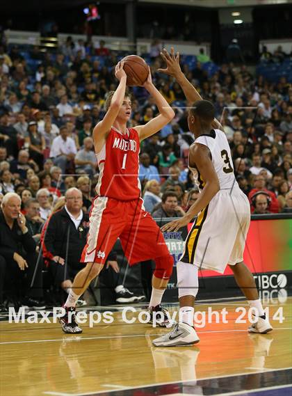 Thumbnail 3 in Bishop O'Dowd vs. Mater Dei (CIF State Open Division Final) photogallery.