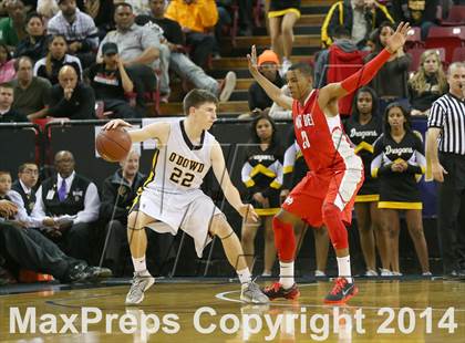Thumbnail 3 in Bishop O'Dowd vs. Mater Dei (CIF State Open Division Final) photogallery.