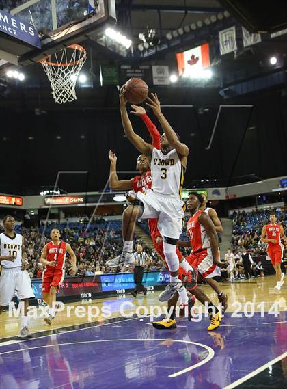 Thumbnail 1 in Bishop O'Dowd vs. Mater Dei (CIF State Open Division Final) photogallery.