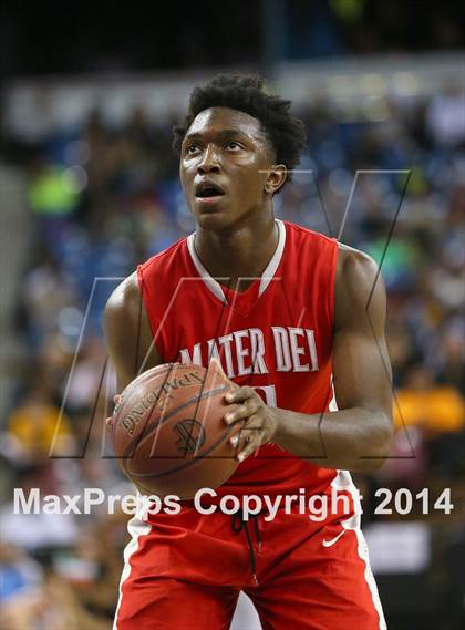 Thumbnail 1 in Bishop O'Dowd vs. Mater Dei (CIF State Open Division Final) photogallery.