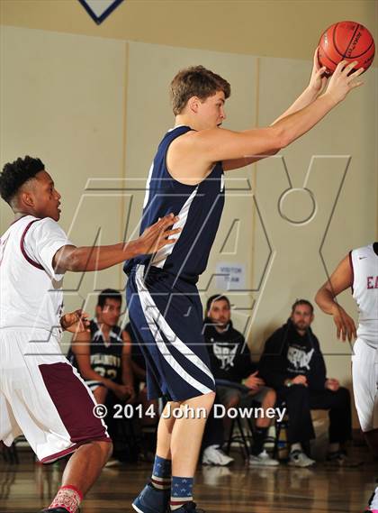 Thumbnail 3 in Villanova Prep vs. Los Angeles Adventist (MaxPreps Holiday Classic) photogallery.
