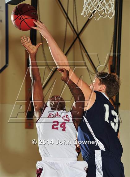 Thumbnail 3 in Villanova Prep vs. Los Angeles Adventist (MaxPreps Holiday Classic) photogallery.