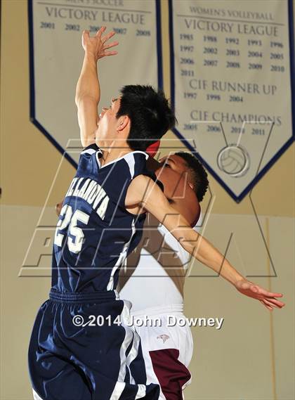 Thumbnail 1 in Villanova Prep vs. Los Angeles Adventist (MaxPreps Holiday Classic) photogallery.