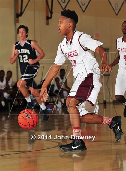 Thumbnail 3 in Villanova Prep vs. Los Angeles Adventist (MaxPreps Holiday Classic) photogallery.