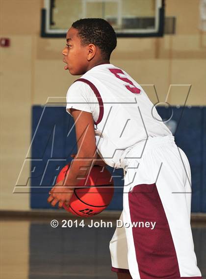 Thumbnail 3 in Villanova Prep vs. Los Angeles Adventist (MaxPreps Holiday Classic) photogallery.