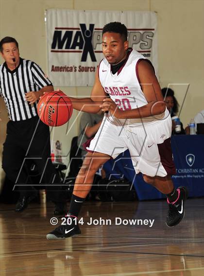 Thumbnail 3 in Villanova Prep vs. Los Angeles Adventist (MaxPreps Holiday Classic) photogallery.