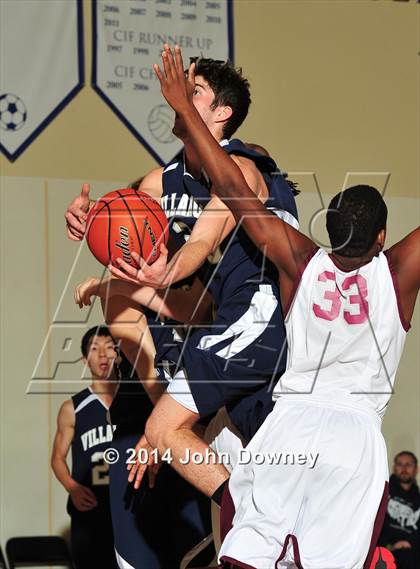 Thumbnail 3 in Villanova Prep vs. Los Angeles Adventist (MaxPreps Holiday Classic) photogallery.
