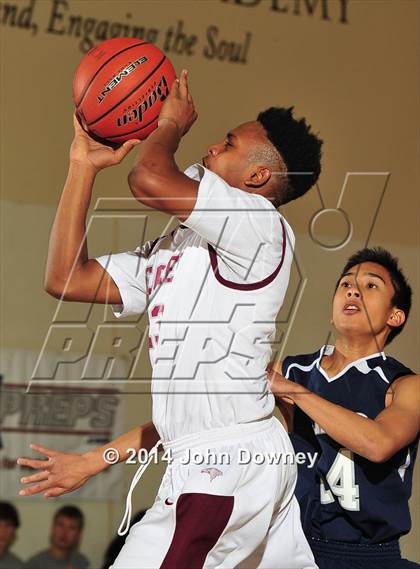 Thumbnail 2 in Villanova Prep vs. Los Angeles Adventist (MaxPreps Holiday Classic) photogallery.