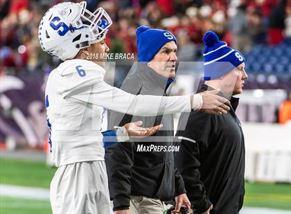Thumbnail 1 in Stoneham vs. Old Rochester Regional  (MIAA Division 6 Final) photogallery.