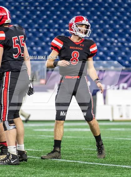 Thumbnail 3 in Stoneham vs. Old Rochester Regional  (MIAA Division 6 Final) photogallery.
