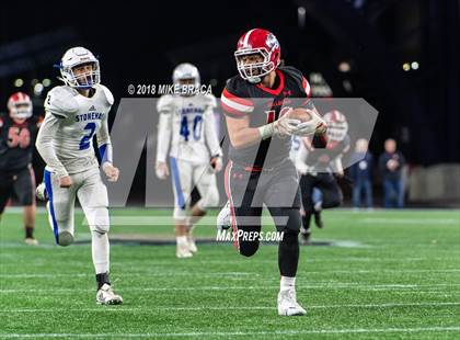 Thumbnail 2 in Stoneham vs. Old Rochester Regional  (MIAA Division 6 Final) photogallery.