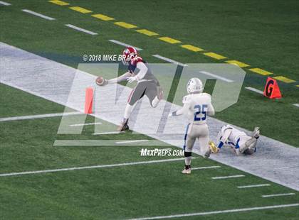 Thumbnail 1 in Stoneham vs. Old Rochester Regional  (MIAA Division 6 Final) photogallery.