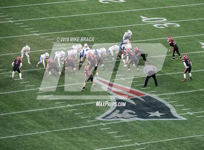 Thumbnail 2 in Stoneham vs. Old Rochester Regional  (MIAA Division 6 Final) photogallery.