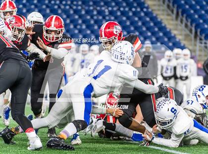 Thumbnail 1 in Stoneham vs. Old Rochester Regional  (MIAA Division 6 Final) photogallery.