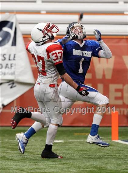 Thumbnail 2 in Southwestern vs. Dobbs Ferry (NYSPHSAA Class C Final) photogallery.