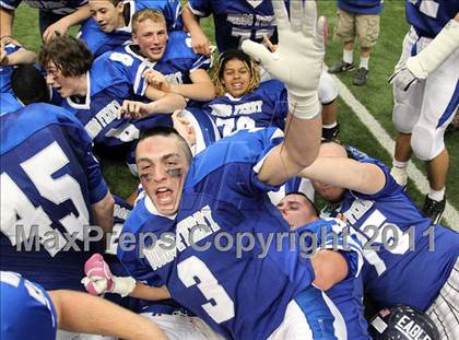 Thumbnail 2 in Southwestern vs. Dobbs Ferry (NYSPHSAA Class C Final) photogallery.