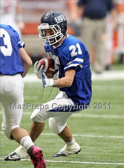 Thumbnail 1 in Southwestern vs. Dobbs Ferry (NYSPHSAA Class C Final) photogallery.