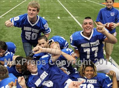 Thumbnail 3 in Southwestern vs. Dobbs Ferry (NYSPHSAA Class C Final) photogallery.