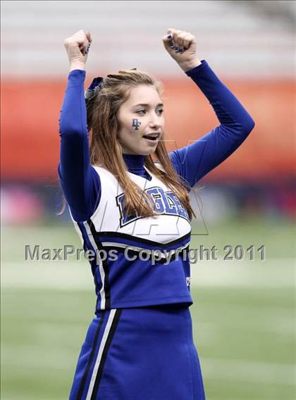 Thumbnail 2 in Southwestern vs. Dobbs Ferry (NYSPHSAA Class C Final) photogallery.
