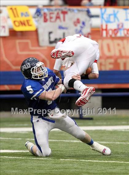Thumbnail 2 in Southwestern vs. Dobbs Ferry (NYSPHSAA Class C Final) photogallery.