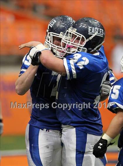 Thumbnail 2 in Southwestern vs. Dobbs Ferry (NYSPHSAA Class C Final) photogallery.