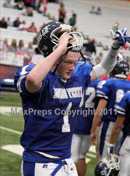 Thumbnail 3 in Southwestern vs. Dobbs Ferry (NYSPHSAA Class C Final) photogallery.