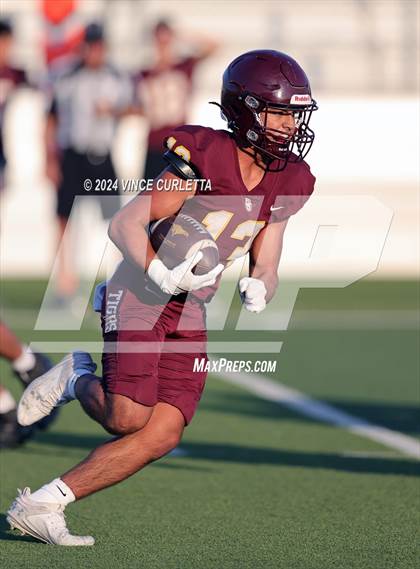 Thumbnail 3 in Bowie @ Dripping Springs photogallery.
