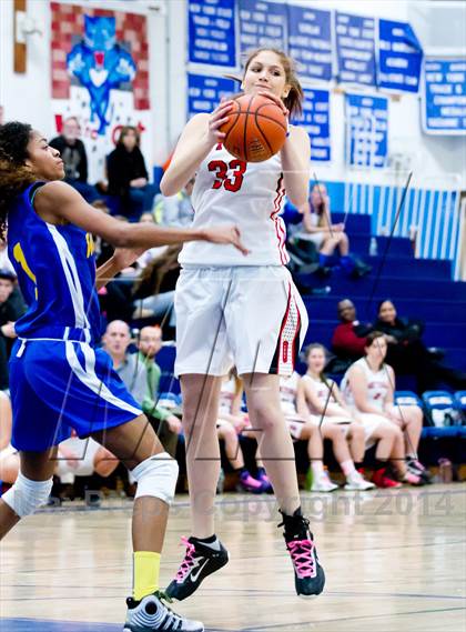Thumbnail 2 in Washingtonville vs. Onteora (Coaches vs. Cancer Tournament) photogallery.