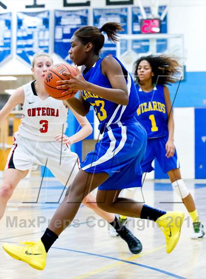 Thumbnail 3 in Washingtonville vs. Onteora (Coaches vs. Cancer Tournament) photogallery.