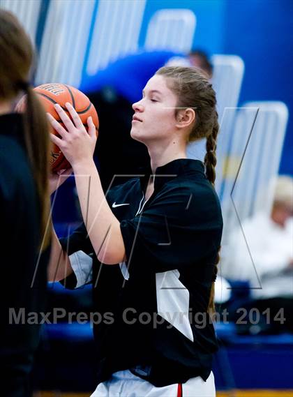 Thumbnail 3 in Washingtonville vs. Onteora (Coaches vs. Cancer Tournament) photogallery.