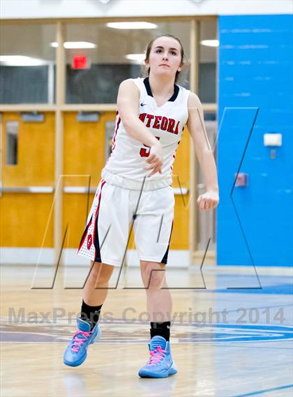 Thumbnail 2 in Washingtonville vs. Onteora (Coaches vs. Cancer Tournament) photogallery.