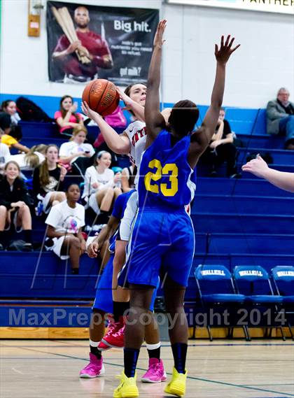 Thumbnail 2 in Washingtonville vs. Onteora (Coaches vs. Cancer Tournament) photogallery.