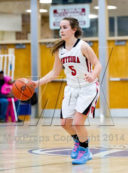 Thumbnail 1 in Washingtonville vs. Onteora (Coaches vs. Cancer Tournament) photogallery.