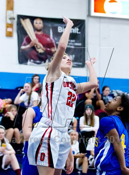 Thumbnail 2 in Washingtonville vs. Onteora (Coaches vs. Cancer Tournament) photogallery.