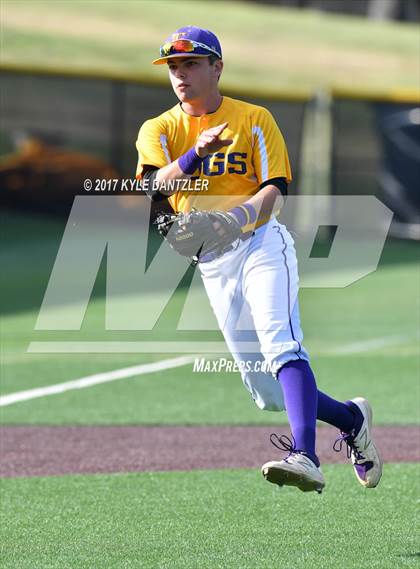 Thumbnail 1 in Pottsboro vs Edgewood (UIL 3A Region 2 Area Playoff) photogallery.