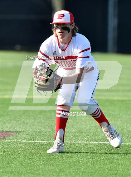 Thumbnail 2 in Pottsboro vs Edgewood (UIL 3A Region 2 Area Playoff) photogallery.