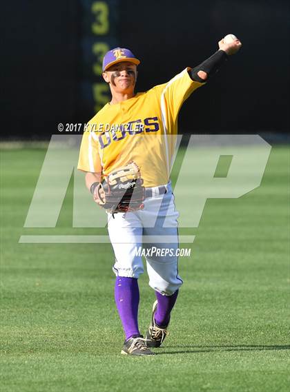 Thumbnail 1 in Pottsboro vs Edgewood (UIL 3A Region 2 Area Playoff) photogallery.