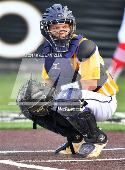 Thumbnail 1 in Pottsboro vs Edgewood (UIL 3A Region 2 Area Playoff) photogallery.