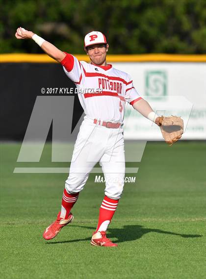 Thumbnail 2 in Pottsboro vs Edgewood (UIL 3A Region 2 Area Playoff) photogallery.