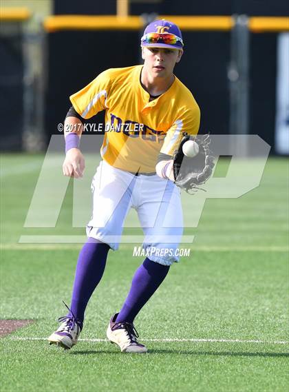Thumbnail 1 in Pottsboro vs Edgewood (UIL 3A Region 2 Area Playoff) photogallery.