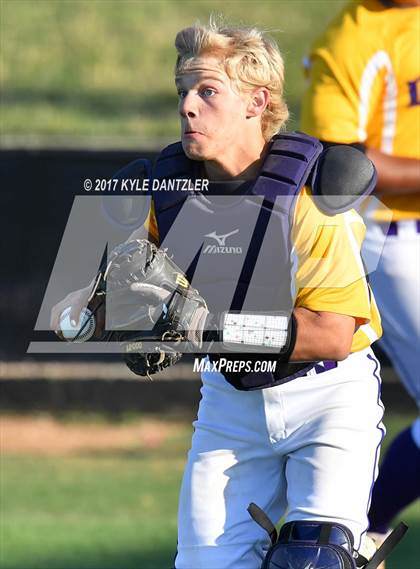 Thumbnail 3 in Pottsboro vs Edgewood (UIL 3A Region 2 Area Playoff) photogallery.