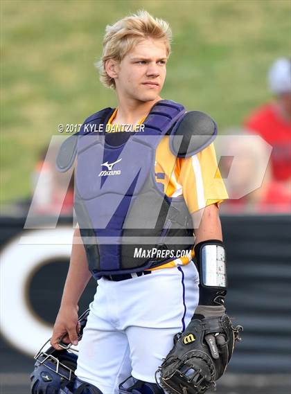 Thumbnail 3 in Pottsboro vs Edgewood (UIL 3A Region 2 Area Playoff) photogallery.