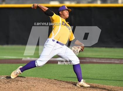Thumbnail 1 in Pottsboro vs Edgewood (UIL 3A Region 2 Area Playoff) photogallery.